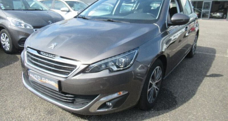 Utilisé 2015 Peugeot 308 Allure Berline | 7 490 € (Prix juste) - Image 1/4
