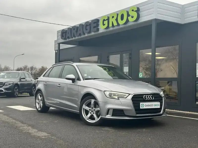 Utilisé 2019 Audi A3 Sport Berline | 19 970 € (Prix juste) - Image 1/4