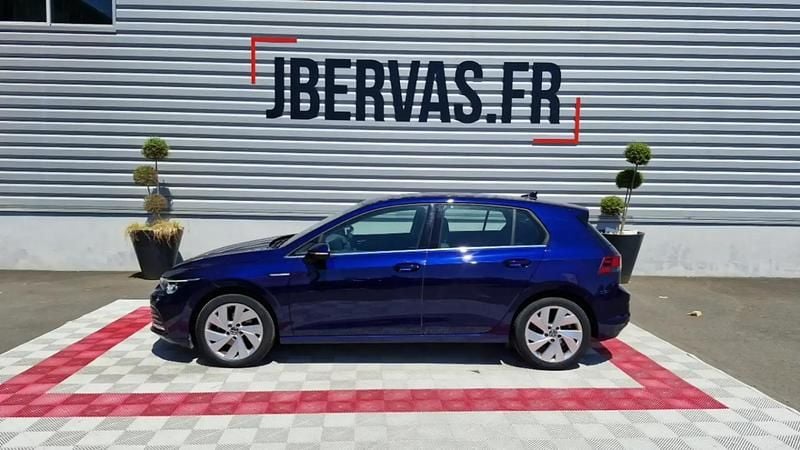 Bleu Utilisé 2021 VW Golf VIII Style Berline | 23 599 € (Prix juste) - Image 1/4