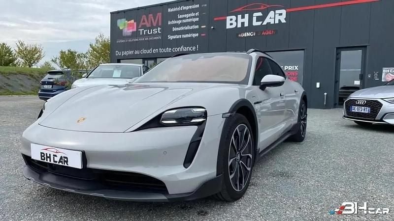 Gris Utilisé 2022 Porsche Taycan Cross Turismo Berline | 94 990 € (Prix assez cher) - Image 1/4