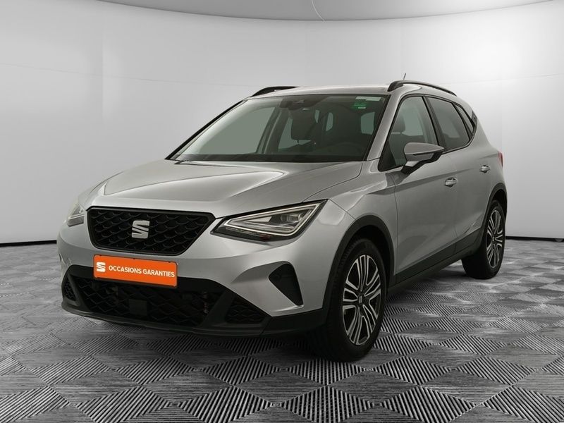 Gris Utilisé 2024 Seat Arona SUV | 18 900 € (Prix juste) - Image 1/3