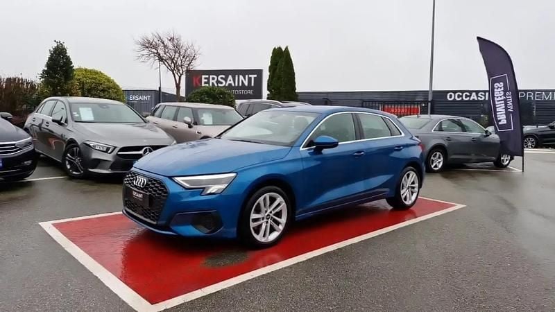 Bleu Occasion 2021 Audi A3 Business Berline | 27 990 € (Prix juste) - Image 1/4