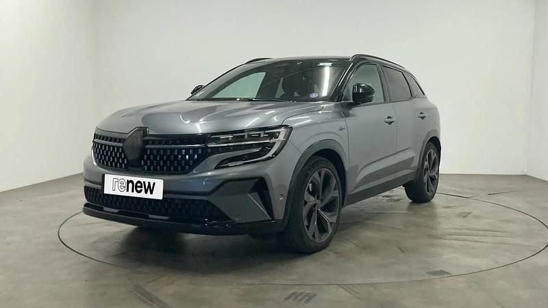 Gris Utilisé 2023 Renault Austral Iconic Esprit Alpine SUV | 32 999 € (Prix juste) - Image 1/4