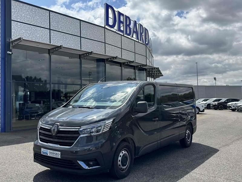 Utilisé 2024 Renault Trafic Van | 34 990 € (Prix juste) - Image 1/4