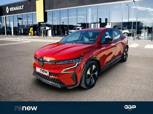 Rouge Utilisé 2022 Renault Mégane Equilibre | 21 990 € (Bon prix) - Image 1/4
