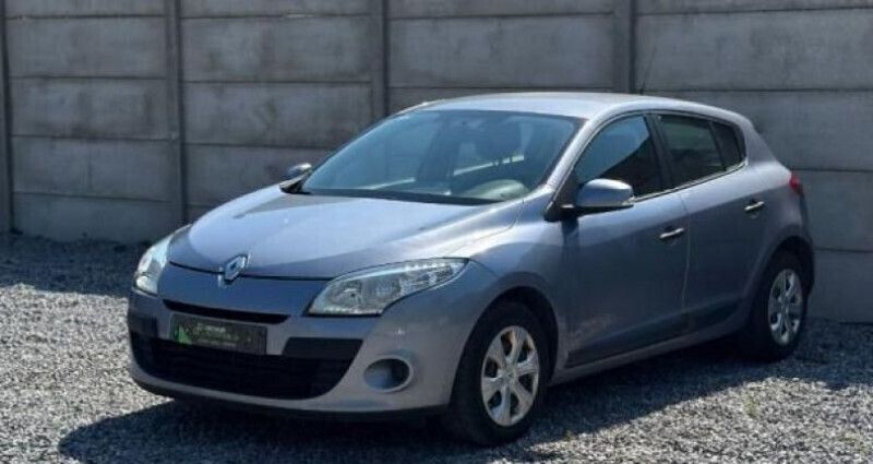 Gris Utilisé 2009 Renault Mégane III Expression Berline | 4 990 € - Image 1/4
