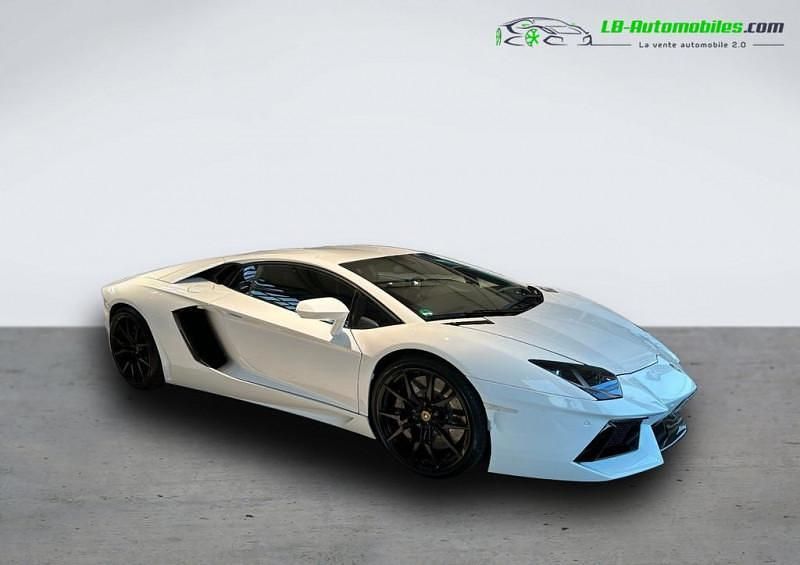 Utilisé 2011 Lamborghini Aventador Coupé | 285 700 € - Image 1/4
