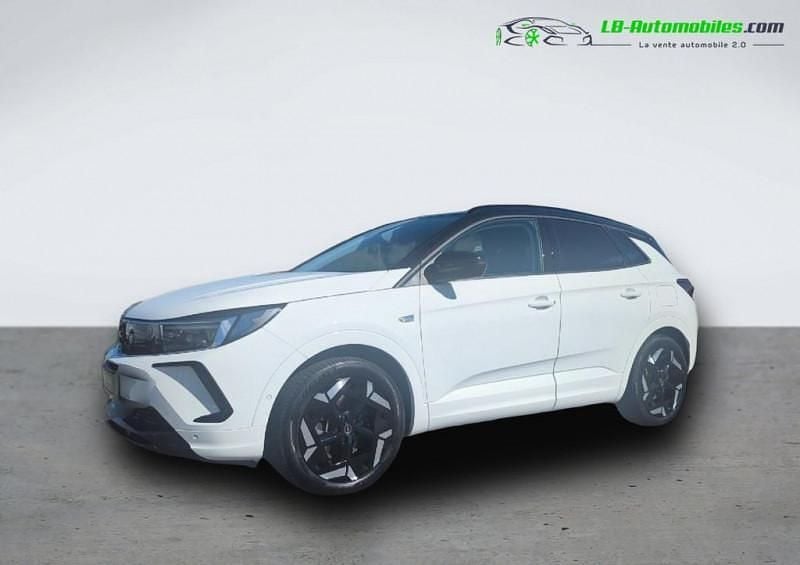Utilisé 2024 Opel Grandland X SUV | 33 000 € (Prix juste) - Image 1/4
