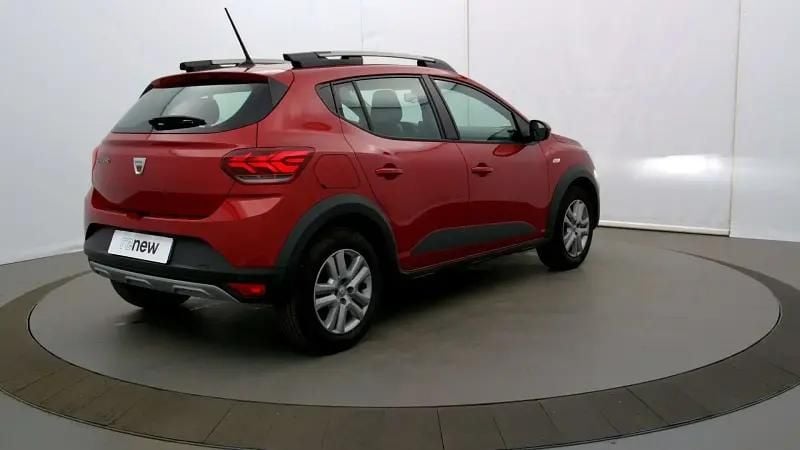 Image 2/4