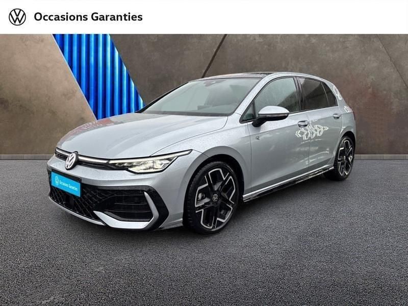 Gris Nouvelle 2025 VW Golf VIII R-line Berline | 38 670 € (Prix cher) - Image 1/4