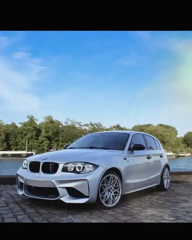 Gris Utilisé 2007 BMW 120 Comfort Edition Citadine | 5 000 € - Image 1/4