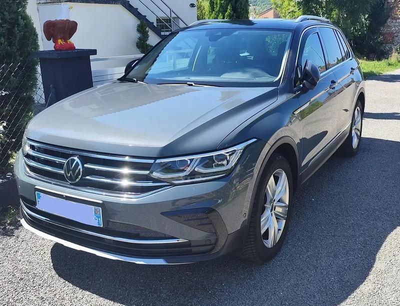 Gris Utilisé 2020 VW Tiguan SUV | 25 990 € (Prix juste) - Image 1/4
