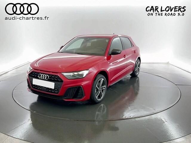 Rouge progressif métallisé noir mythe métallisé Utilisé 2025 Audi A1 Sportback S-line plus Citadine | 28 990 € (Prix juste) - Image 1/4