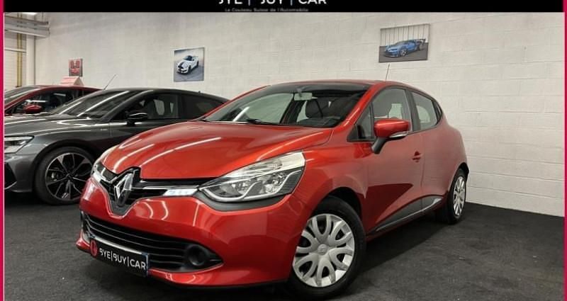 Utilisé 2014 Renault Clio IV Zen Berline | 8 490 € (Prix juste) - Image 1/4