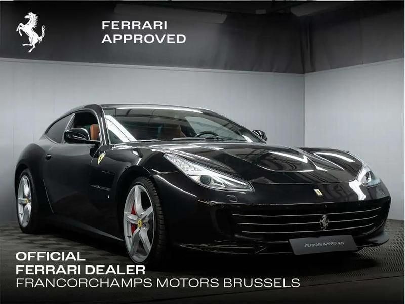Noir Utilisé 2016 Ferrari GTC4Lusso Citadine | 239 899 € (Prix juste) - Image 1/4