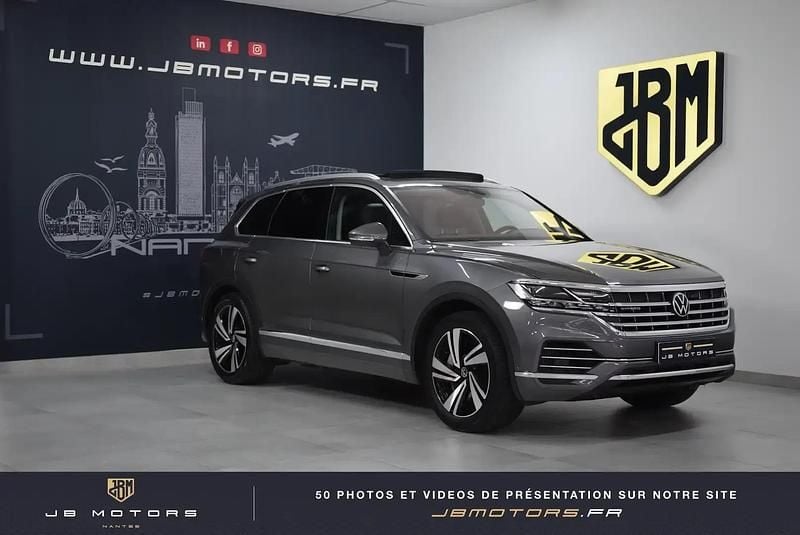 Gris Utilisé 2021 VW Touareg Elegance SUV | 51 990 € (Bon prix) - Image 1/4