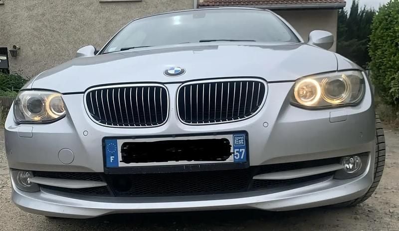 Gris Utilisé 2012 BMW 330 Sport Line Coupé | 13 000 € - Image 1/4