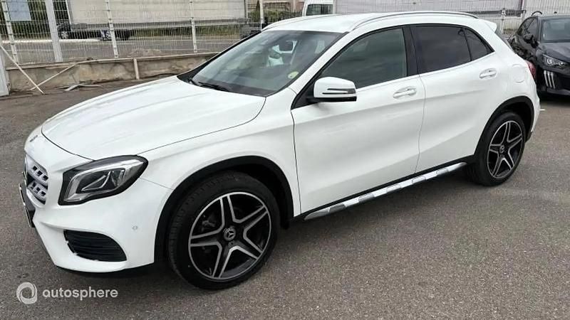 Blanc Utilisé 2019 Mercedes GLA200 SUV | 23 999 € (Bon prix) - Image 1/4
