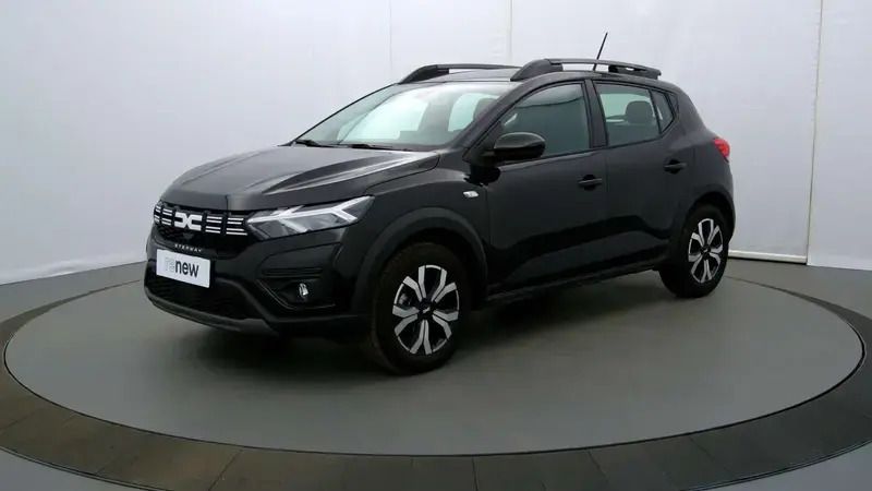 Noir Utilisé 2024 Dacia Sandero Expression Citadine | 16 590 € (Prix juste) - Image 1/4