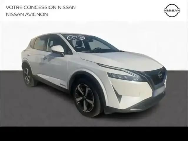 Blanc Utilisé 2023 Nissan Qashqai SUV | 25 990 € (Prix juste) - Image 1/4