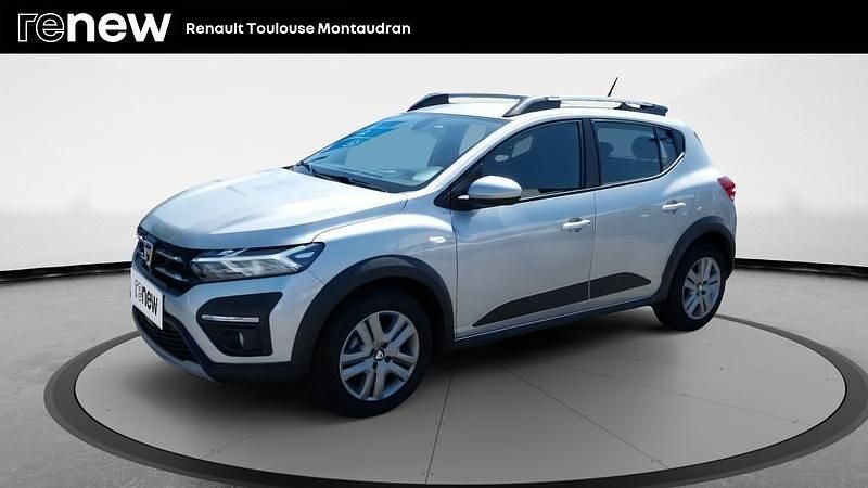 Gris Utilisé 2022 Dacia Sandero Comfort Citadine | 13 900 € (Prix juste) - Image 1/4