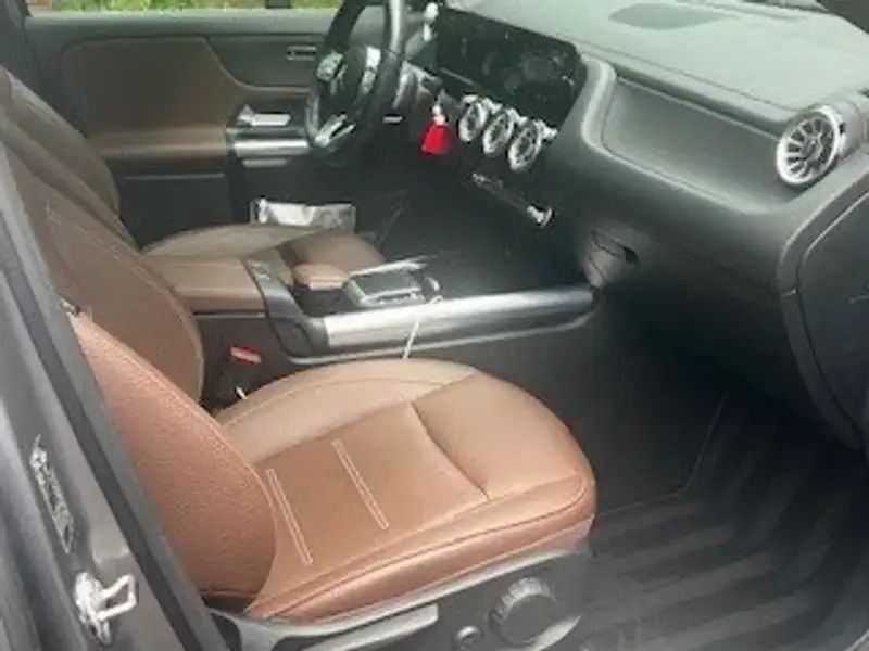 Bronze Utilisé 2022 Mercedes GLA200 AMG line SUV | 36 895 € (Prix juste) - Image 1/4