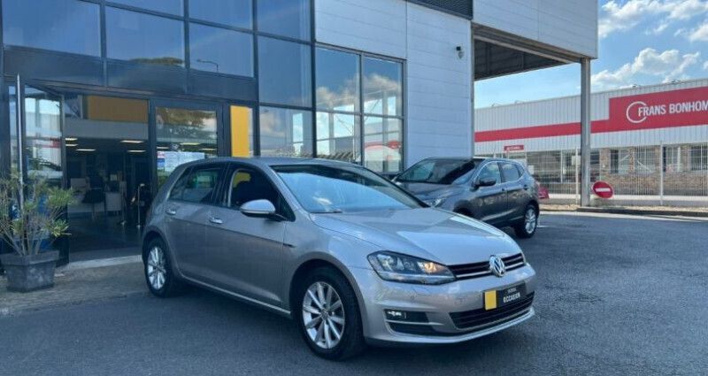 Utilisé 2015 VW Golf VII LOUNGE Berline | 13 590 € (Prix juste) - Image 1/4