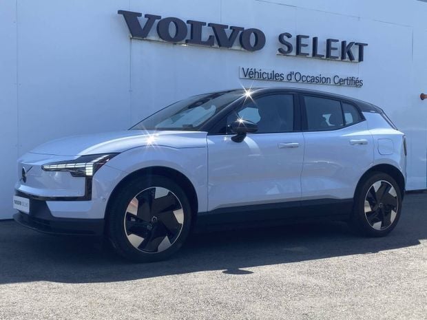 Bleu Utilisé 2024 Volvo EX30 Ultra SUV | 35 900 € (Prix juste) - Image 1/4