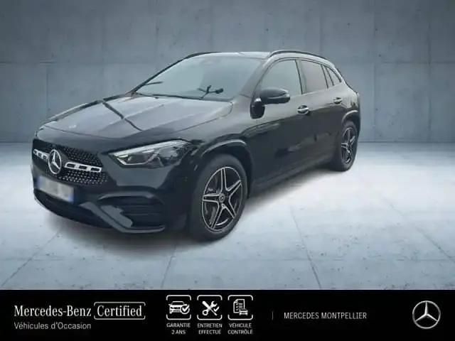 Noir Occasion 2025 Mercedes GLA200 AMG line SUV | 47 990 € (Prix assez cher) - Image 1/4
