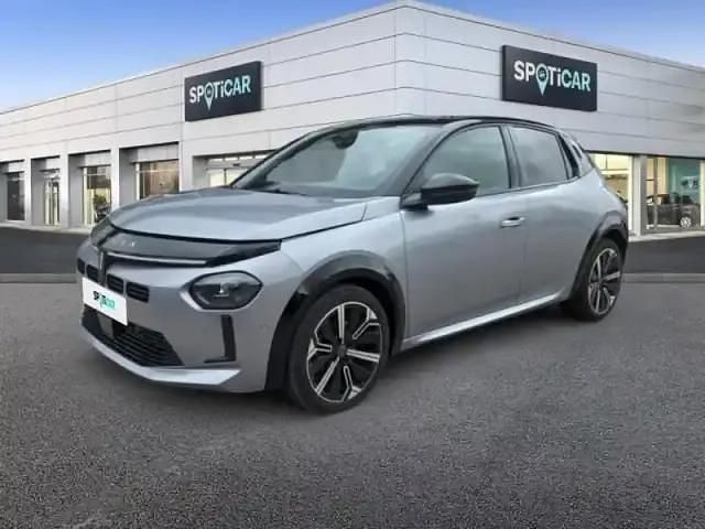 Gris granito métallisé/toit noir Occasion 2025 Lancia Ypsilon Citadine | 21 990 € (Prix juste) - Image 1/4