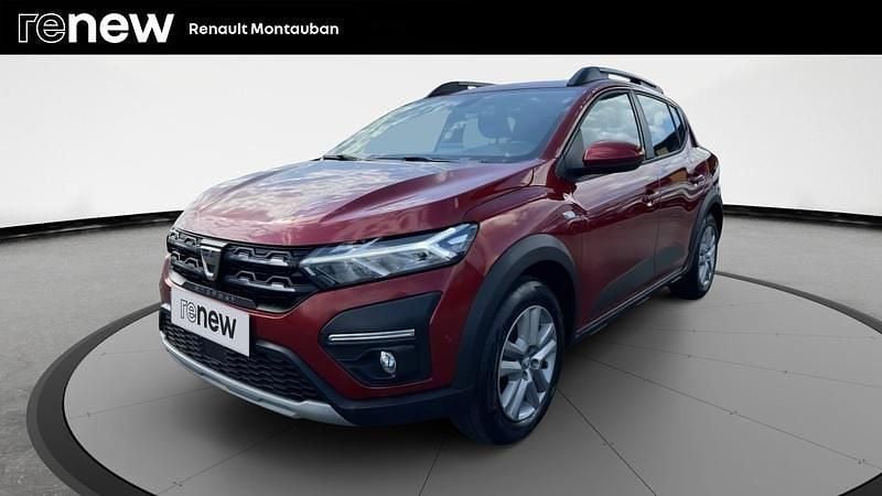 Rouge Utilisé 2022 Dacia Sandero Comfort Citadine | 14 490 € (Prix juste) - Image 1/4