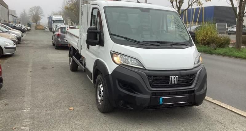 Nouvelle 2024 Fiat Ducato Van | 31 900 € (Bon prix) - Image 1/4