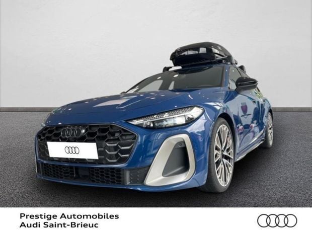 Bleu Nouvelle 2025 Audi A5 S-Line Coupé | 73 990 € (Prix assez cher) - Image 1/4