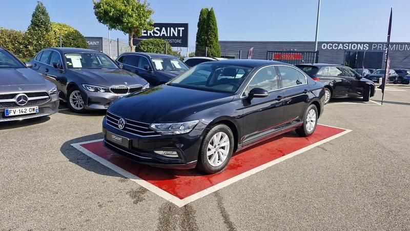 Noir Utilisé 2020 VW Passat Business Berline | 21 990 € (Prix juste) - Image 1/4