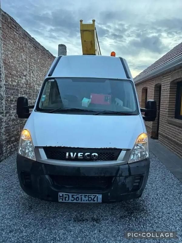 Utilisé 2008 Iveco Daily Citadine | 7 800 € - Image 1/4