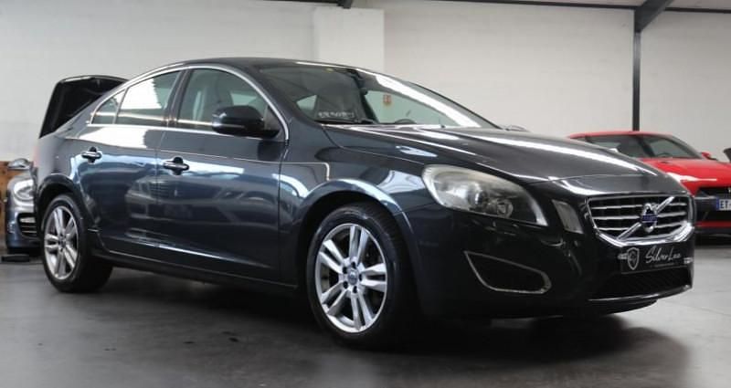 Gris Utilisé 2012 Volvo S60 Summum Berline | 18 990 € - Image 1/4