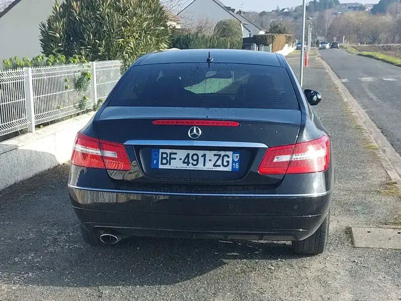 Image 2/4
