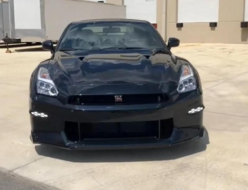 Noir Nouvelle 2024 Nissan GT-R GT Coupé | 145 950 € - Image 1/4
