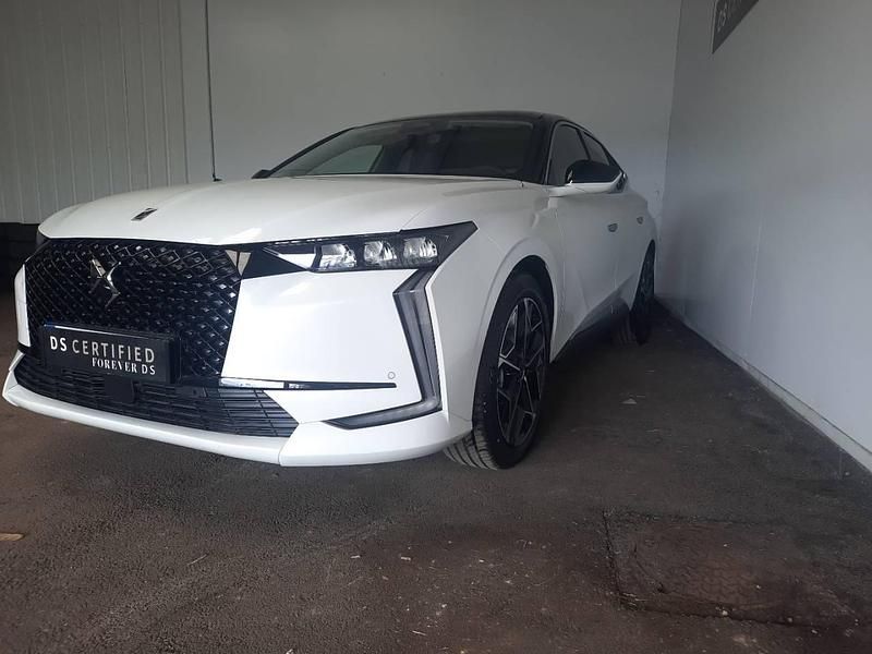 Blanc Nouvelle 2024 DS Automobiles DS4 Berline | 32 900 € (Super prix) - Image 1/4