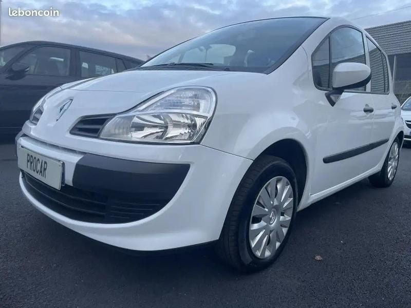 Blanc Occasion 2012 Renault Modus Monospace | 6 590 € (Prix juste) - Image 1/4