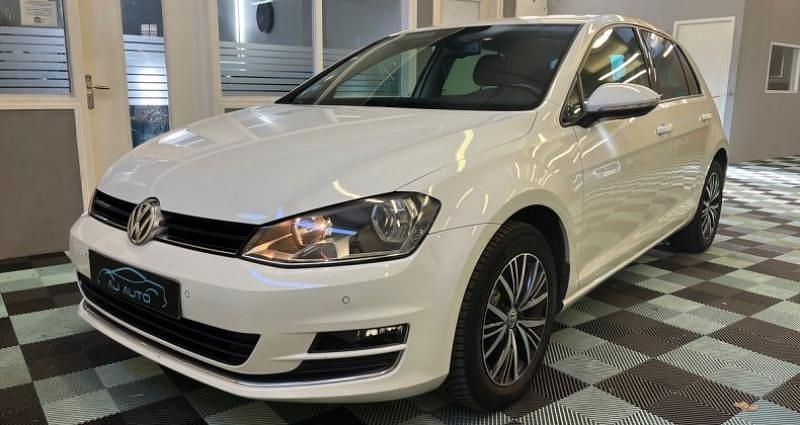 Utilisé 2016 VW Golf VII Allstar Berline | 11 990 € (Prix cher) - Image 1/4