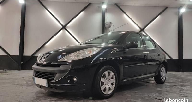 Utilisé 2011 Peugeot 206 Citadine | 4 990 € (Prix juste) - Image 1/4
