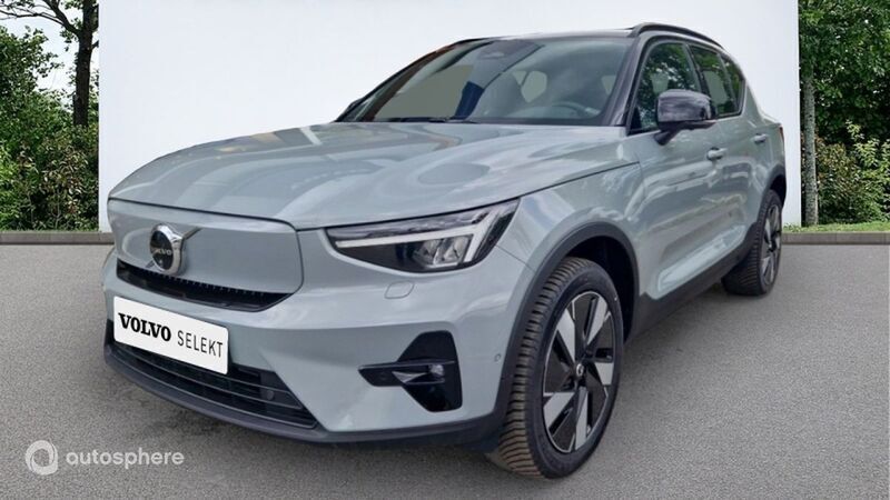 Gris brume métallisé/toit noir Utilisé 2024 Volvo XC40 Ultimate SUV | 49 900 € (Prix cher) - Image 1/4