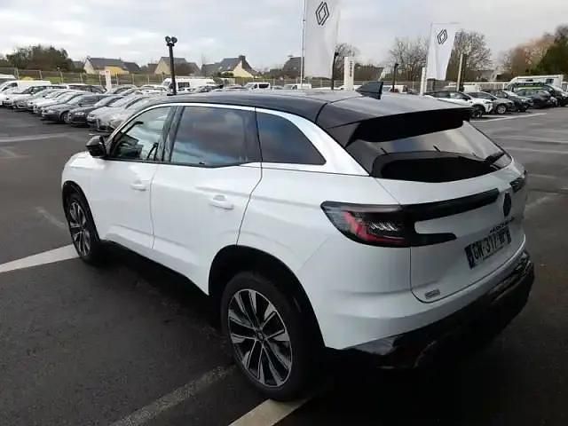 Occasion Renault Austral 2023 Blanc 369 noir gne SUV