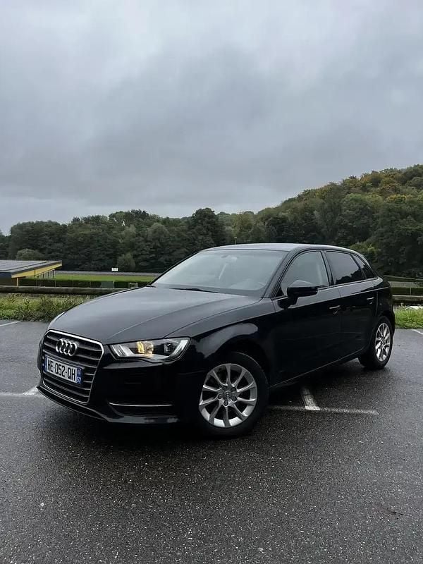 Utilisé 2014 Audi A3 Berline | 8 300 € (Prix juste) - Image 1/4