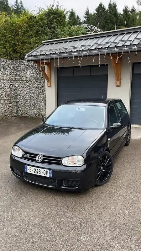 Noir Occasion 2002 VW Golf R Coupé | 28 000 € - Image 1/4