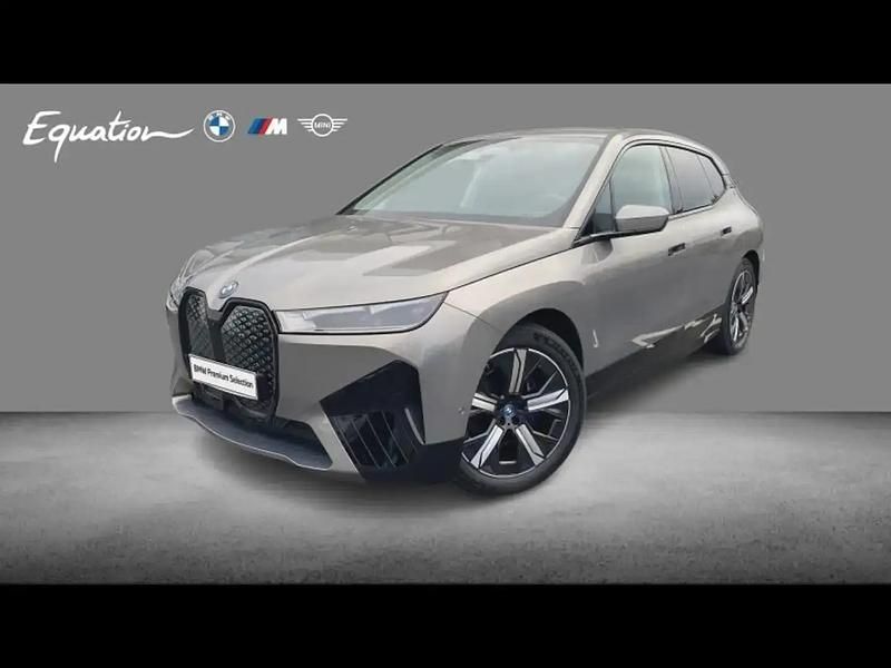 Gris Utilisé 2022 BMW iX Sport Line SUV | 41 900 € - Image 1/4