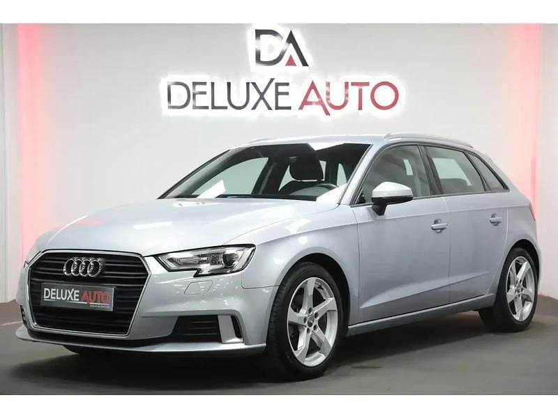 Gris Utilisé 2018 Audi A3 Sport Break | 19 590 € - Image 1/4