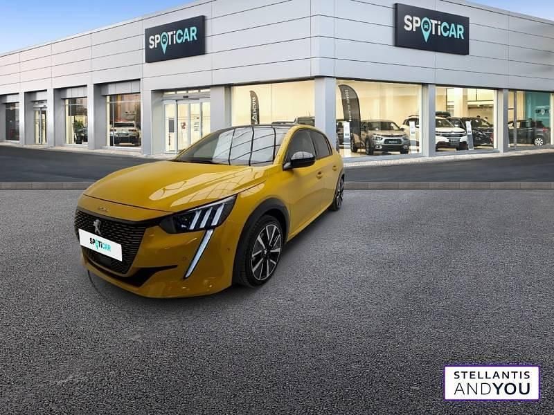 Jaune Utilisé 2022 Peugeot e-208 GT Citadine | 16 190 € (Prix juste) - Image 1/4