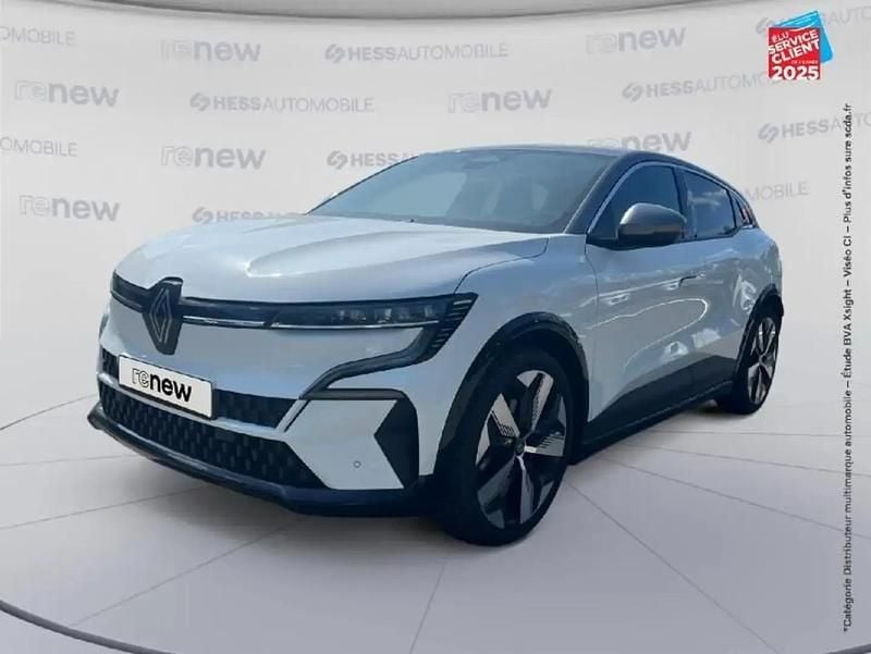 Blanc Utilisé 2023 Renault Mégane Techno SUV | 18 999 € (Super prix) - Image 1/4